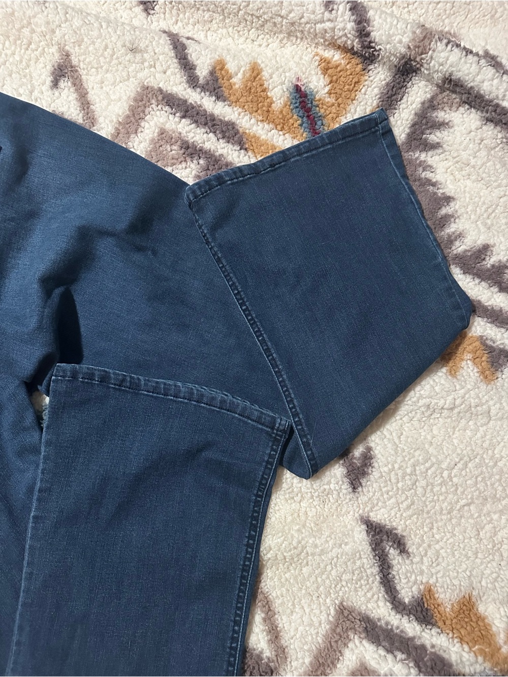 Democracy women’s Dark Blue bootcut Jeans - Picture 3 of 5